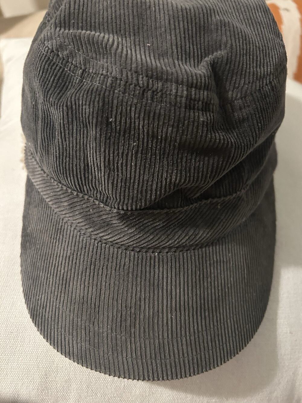 Old Navy Women's Gray Corduroy Cabby Hat Cap S/M Fleece Lined